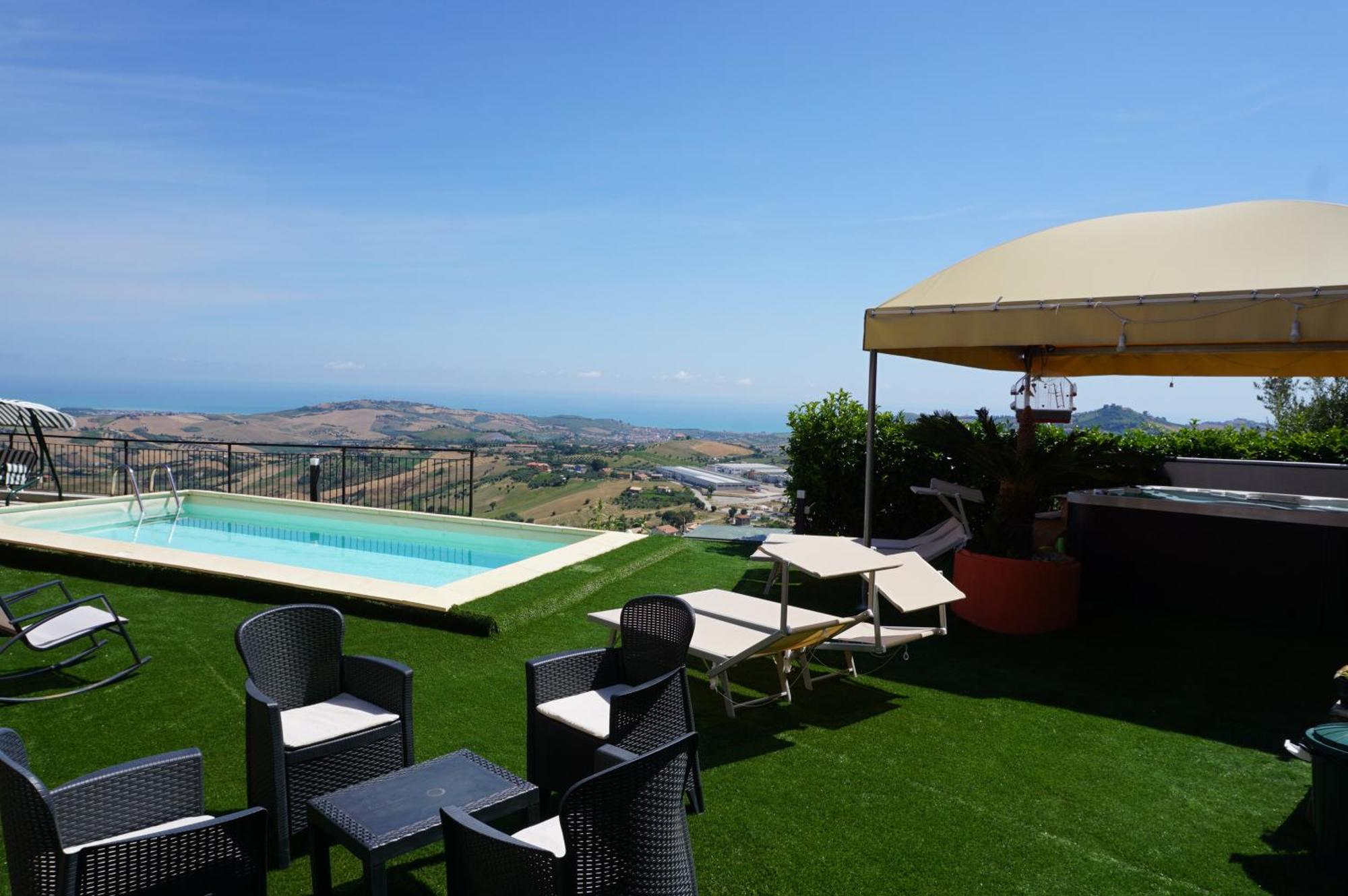 La Terrazza Motta Bed & Breakfast Atri Eksteriør bilde