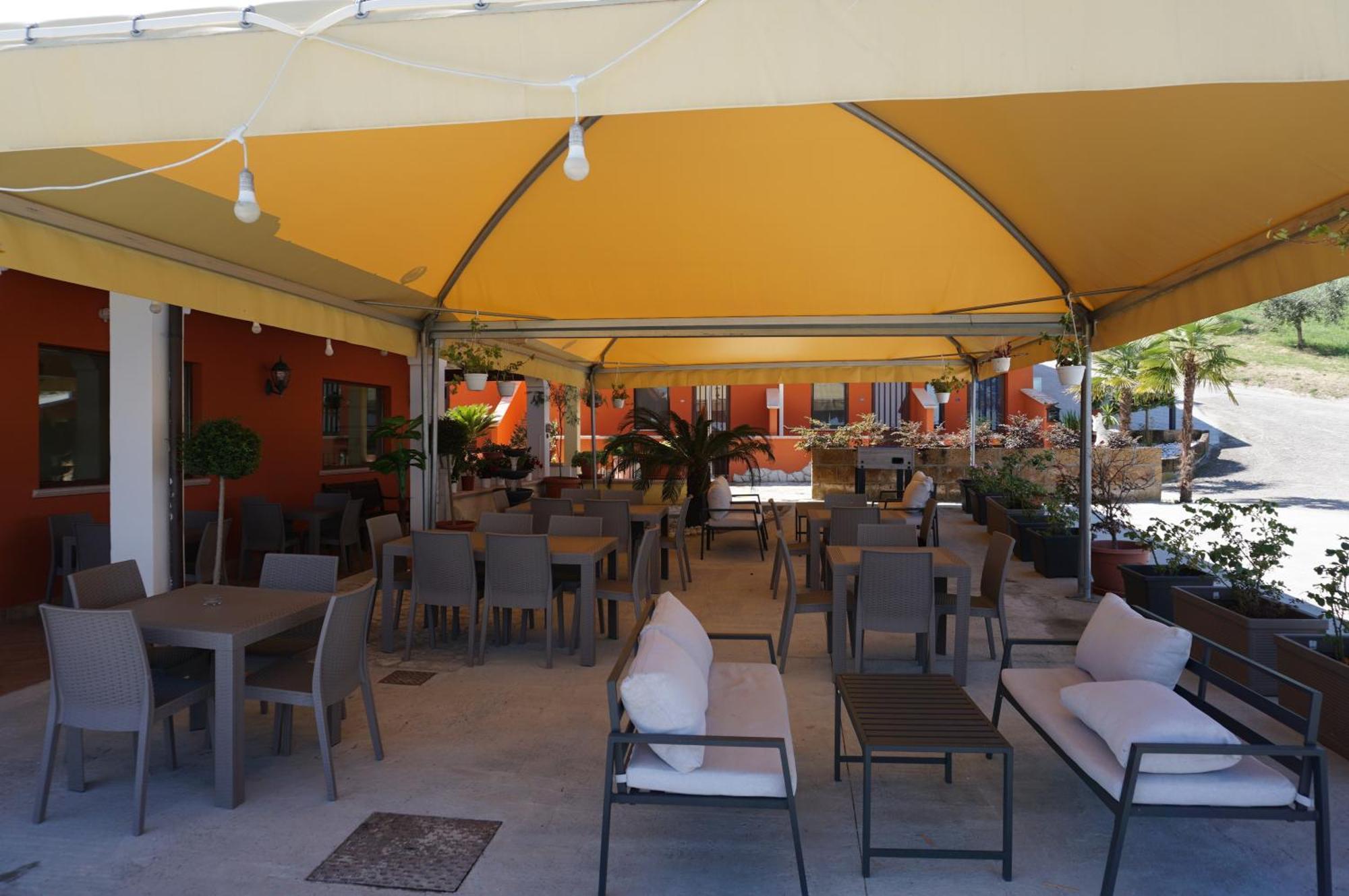 La Terrazza Motta Bed & Breakfast Atri Eksteriør bilde
